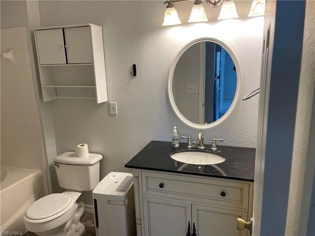 23600 Walden Center DR 302, Estero, FL 34134