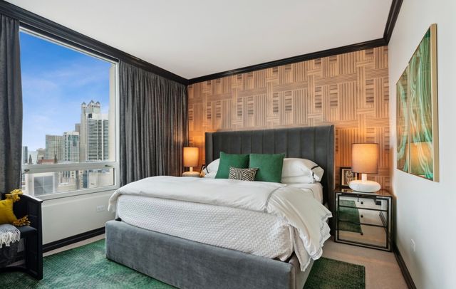 33 W ONTARIO Street 34EN, Chicago, IL 60654