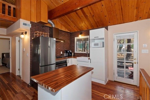 1000 Jasper, Big Bear Lake, CA 92315