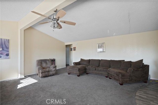 22950 Markham, Perris, CA 92570