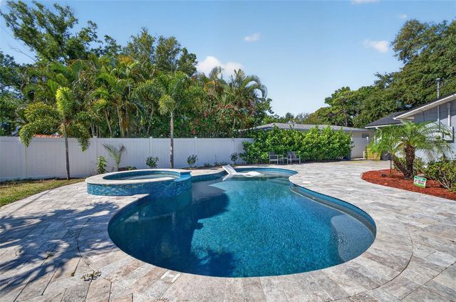 3121 30TH STREET N, St Petersburg, FL 33713