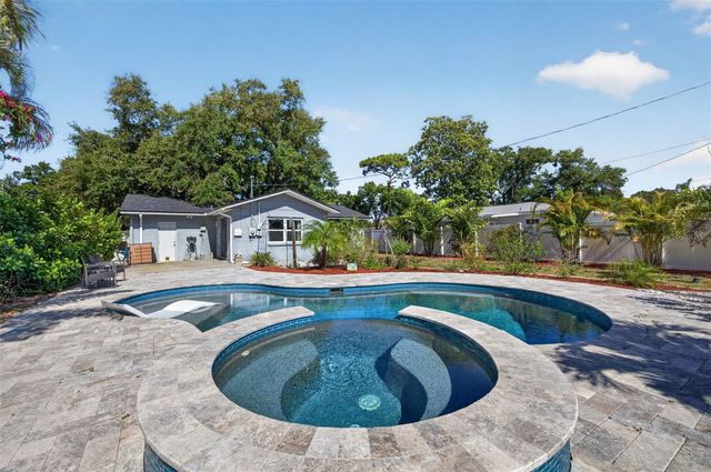 3121 30TH STREET N, St Petersburg, FL 33713