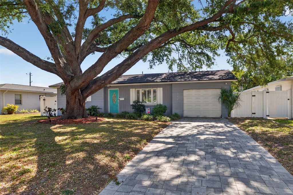 3121 30TH STREET N, St Petersburg, FL 33713