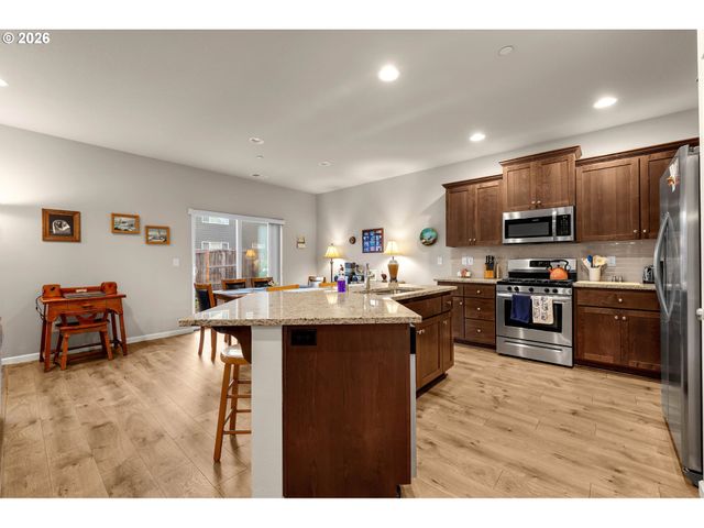 7309 N 93RD Ave, Camas, WA 98607