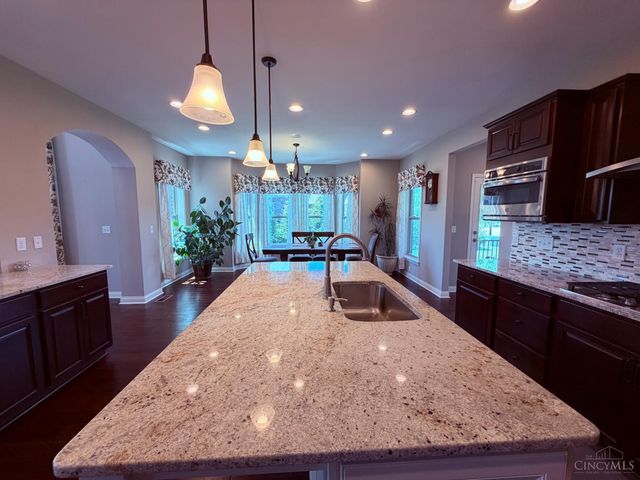 6537 Martindill Way, Mason, OH 45040
