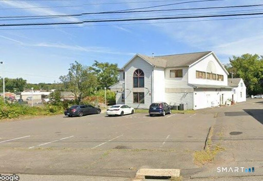 695 South Main Street, Middletown, CT 06457