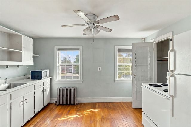 22 Tremont Street, Cranston, RI 02920