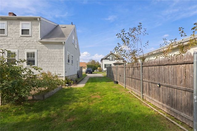 22 Tremont Street, Cranston, RI 02920