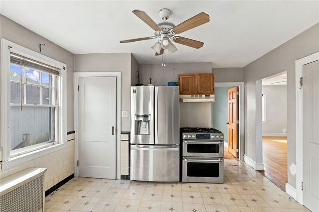 22 Tremont Street, Cranston, RI 02920