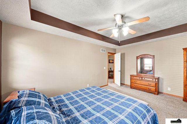 7701 S 41st Street, Lincoln, NE 68516