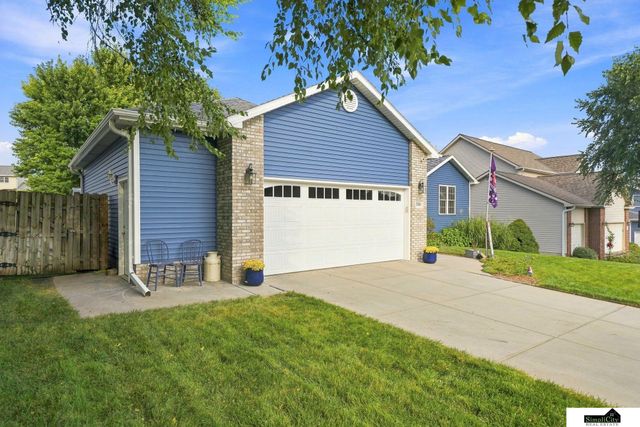 7701 S 41st Street, Lincoln, NE 68516