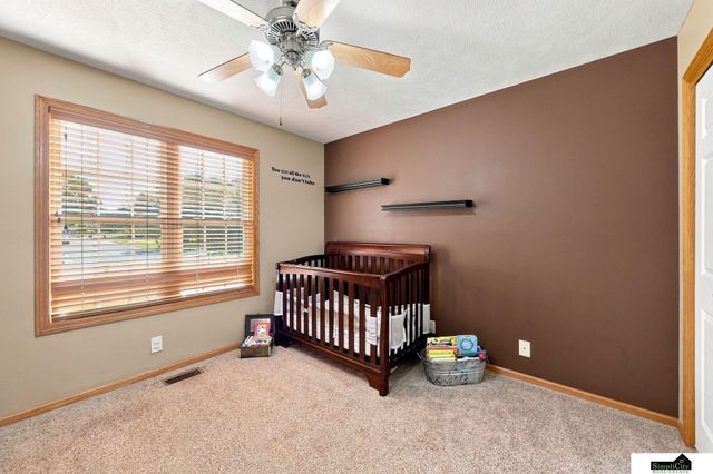 7701 S 41st Street, Lincoln, NE 68516