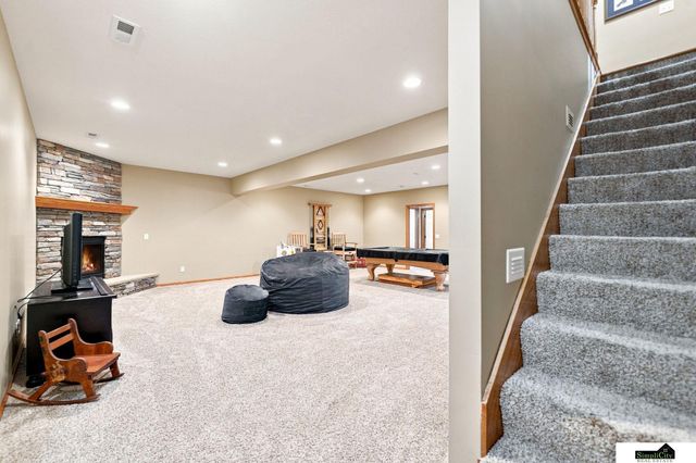 7701 S 41st Street, Lincoln, NE 68516