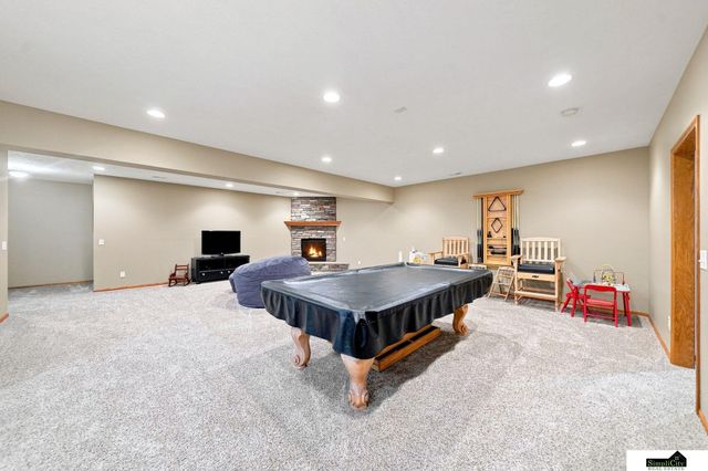 7701 S 41st Street, Lincoln, NE 68516