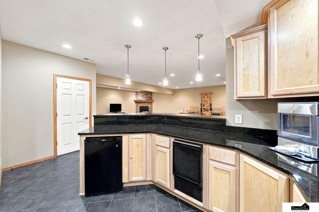 7701 S 41st Street, Lincoln, NE 68516
