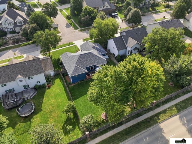 7701 S 41st Street, Lincoln, NE 68516
