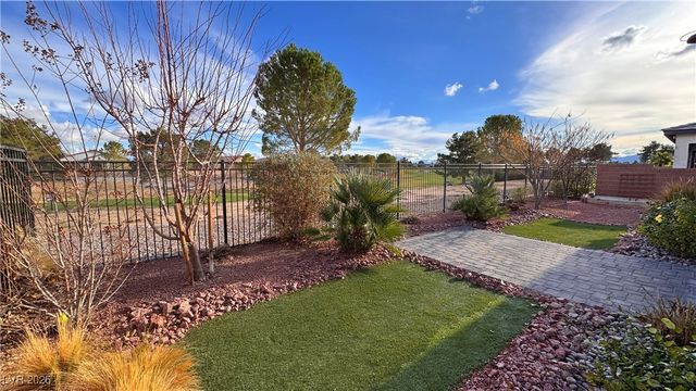 5119 East Long Leaf Court, Pahrump, NV 89061