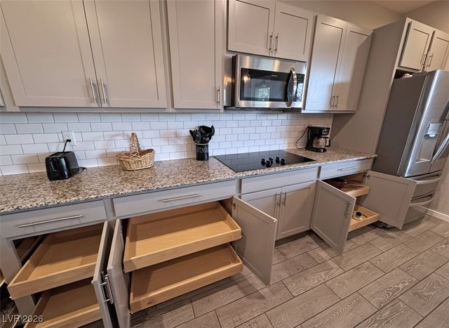 5119 East Long Leaf Court, Pahrump, NV 89061