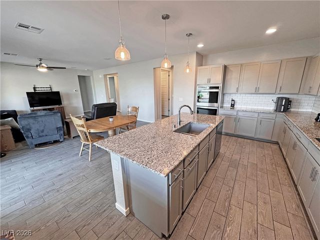 5119 East Long Leaf Court, Pahrump, NV 89061