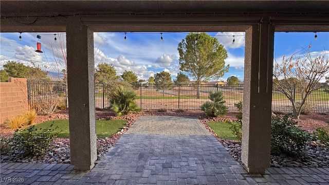 5119 East Long Leaf Court, Pahrump, NV 89061