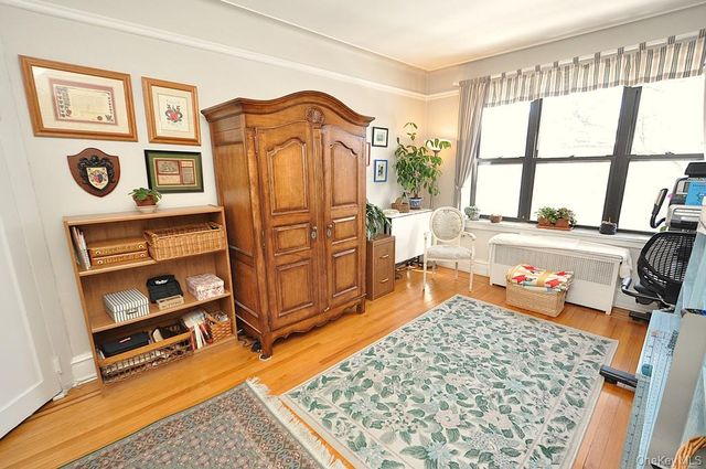 143 Garth Road 4D, Scarsdale, NY 10583