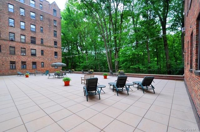 143 Garth Road 4D, Scarsdale, NY 10583