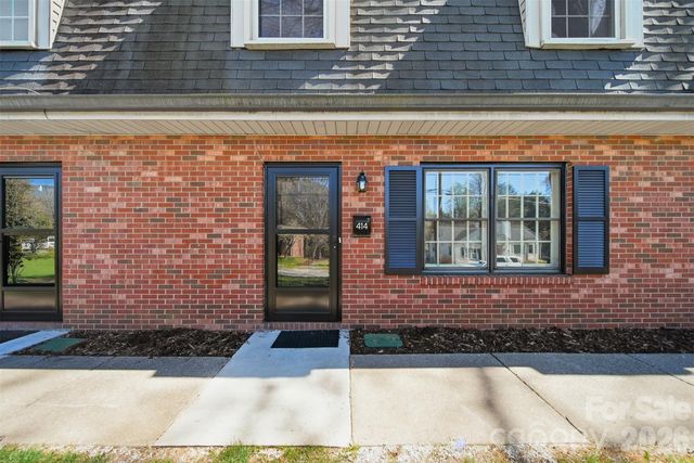 414 7th Street NE 2, Hickory, NC 28601