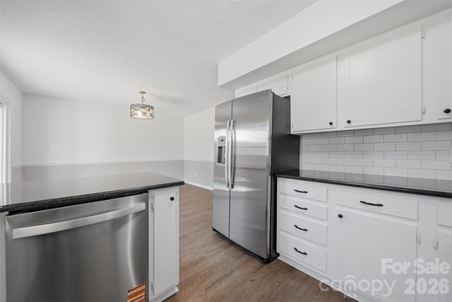 414 7th Street NE 2, Hickory, NC 28601