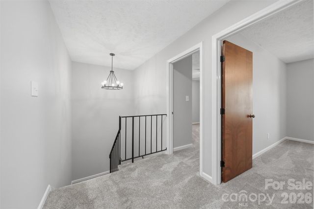 414 7th Street NE 2, Hickory, NC 28601