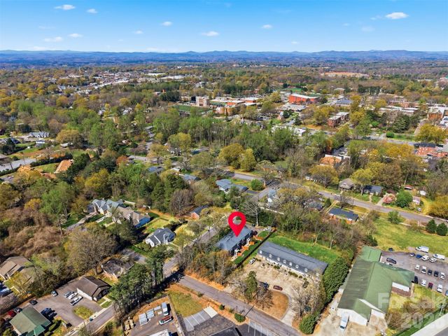414 7th Street NE 2, Hickory, NC 28601