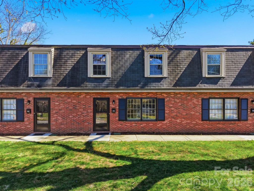 414 7th Street NE 2, Hickory, NC 28601