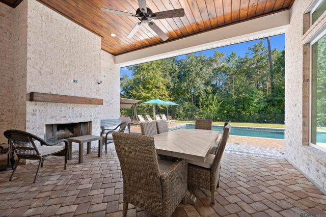 355 Memphis Trace, Covington, LA 70433