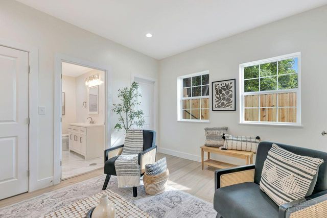2114 Riverside Drive, Cincinnati, OH 45202