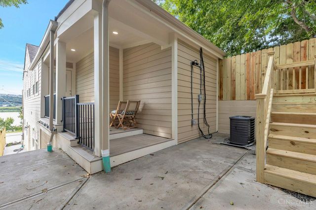 2114 Riverside Drive, Cincinnati, OH 45202