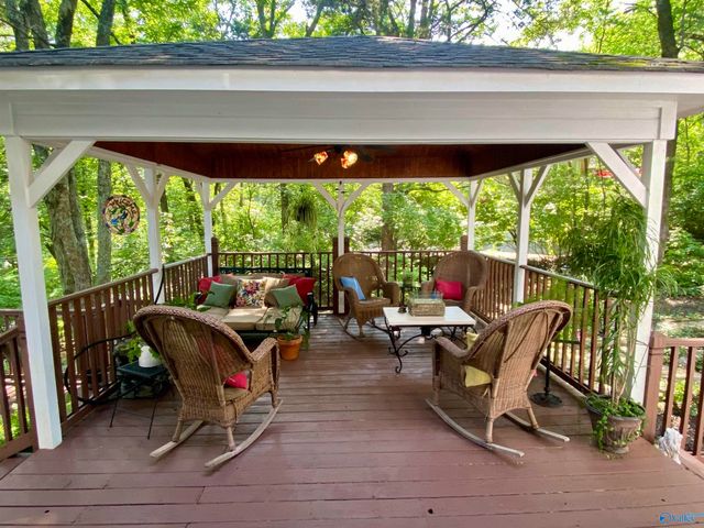 1403 Bramblewood Drive, Huntsville, AL 35801