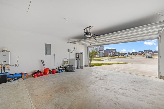 4903 Pine Haven Lane, Fresno, TX 77545