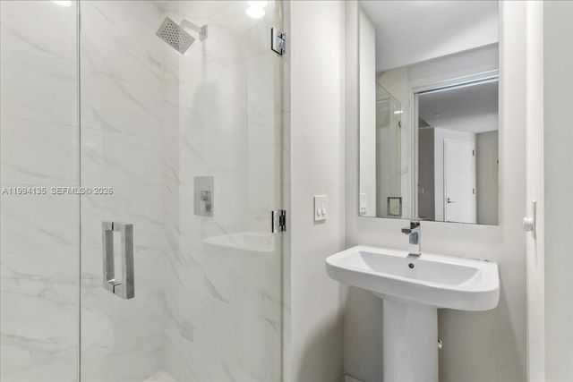 801 S Miami Ave 2603, Miami, FL 33130