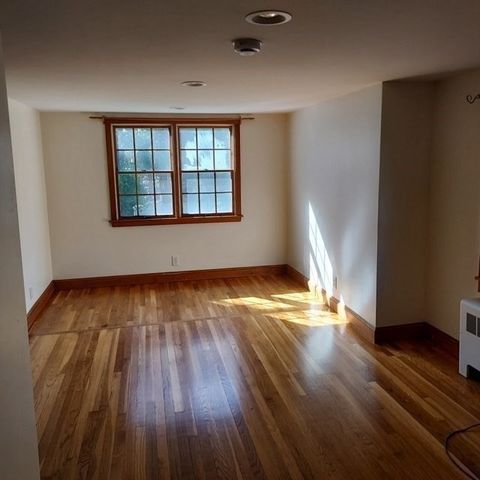 47 Wardson Cir, Rockland, MA 02370