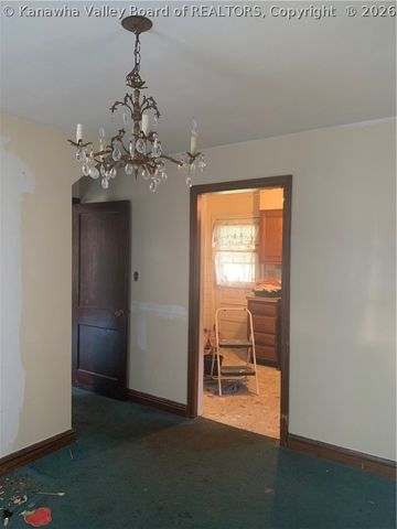 4207 Venable Avenue, Charleston, WV 25304