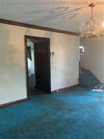 4207 Venable Avenue, Charleston, WV 25304