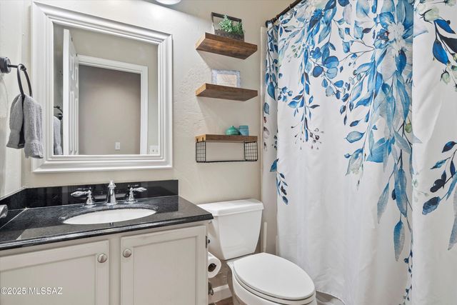 12734 N Pioneer Way, Tucson, AZ 85755