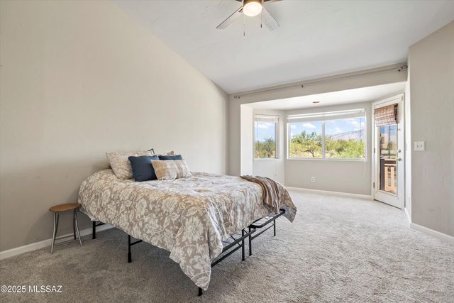 12734 N Pioneer Way, Tucson, AZ 85755