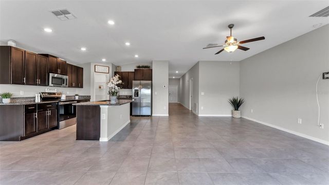 2146 OLD MINING ROAD, Lakeland, FL 33801