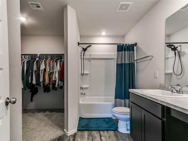 11705 Annette Drive, Yukon, OK 73099