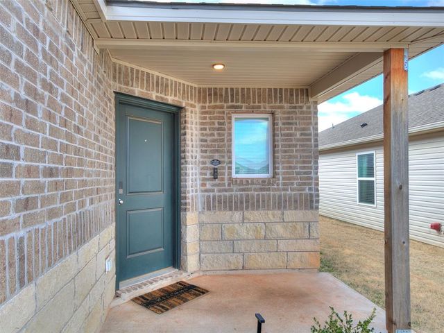 11705 Annette Drive, Yukon, OK 73099