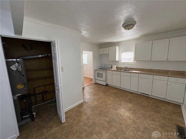 2843 Purdue Drive, Dayton, OH 45420