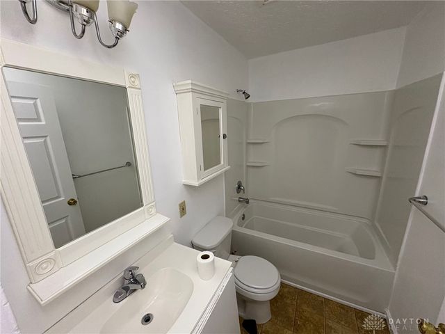 2843 Purdue Drive, Dayton, OH 45420
