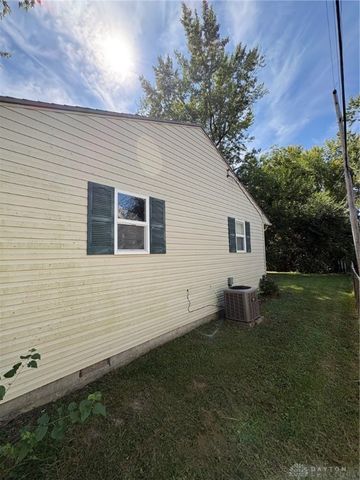 2843 Purdue Drive, Dayton, OH 45420