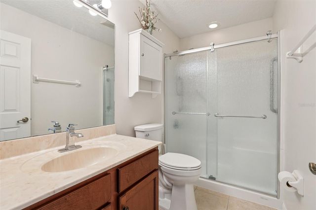 2216 CYPRESS COVE DRIVE H3, Tavares, FL 32778