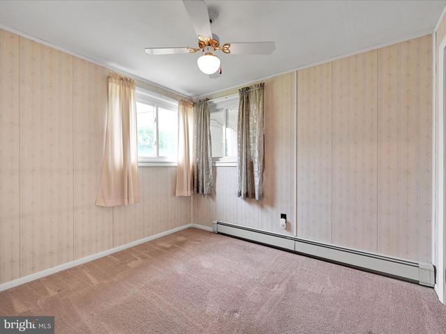 542 E LINCOLN AVE, Myerstown, PA 17067